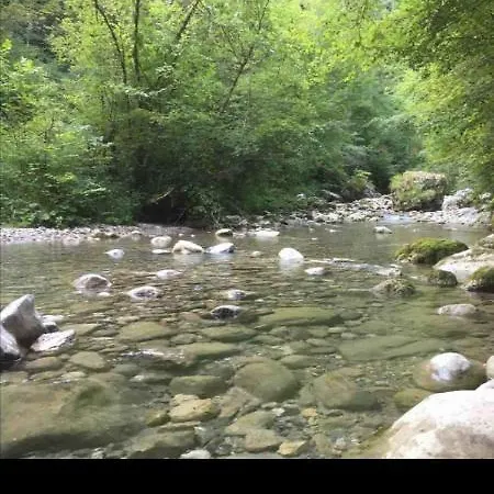 D'hotes La Montagnarde *